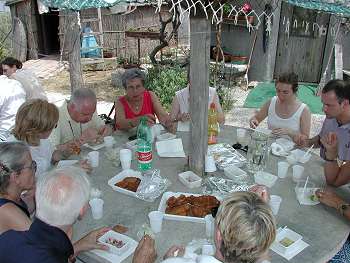 La pausa del pranzo su una
isoletta della laguna.